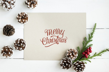 Merry christmas greeting card mockup Free Psd