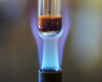  Combustion reaction 
