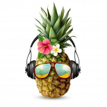 Realistic pineapple concept Free Vector