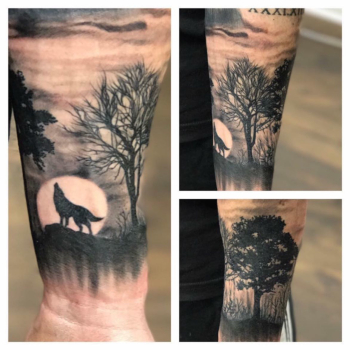 cerberustattoos | #tree #wolf #moon #sillhouette | Tattoodo