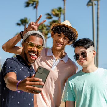 Teen boys taking selfie, enjoying summerâ¦ | Free stock photo | High Resolution image