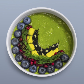Green smoothie bowl, food photography, | Free Photo - rawpixel