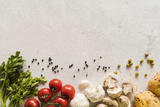 hadnmade,copyspace,typical,foodstuff,regional,ingredient,tasty,gastronomy,delicious,ingredients,gourmet,top view,top,italian,view,eating,nutrition,mushroom,handmade,diet,tomato,wooden,healthy food,group,eat,pasta,healthy,cooking,bread,white,table,kitchen,wood,food