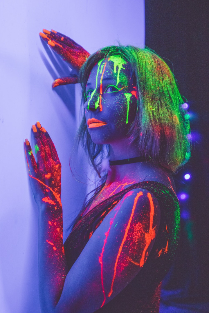 abstract,art,artistic,artsy,colorful,colors,creative,creativity,dark,expressionism,fluorescent,glow,glowing,halloween,illuminated,light,luminescence,model,motley,neon,paint,person,portrait,ultraviolet,woman